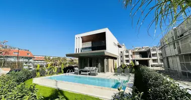 Villa 4 Zimmer mit Balkon, mit Klimaanlage, mit Bergblick in Kemer, Türkei