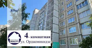 Apartamento 4 habitaciones en Baránavichi, Bielorrusia