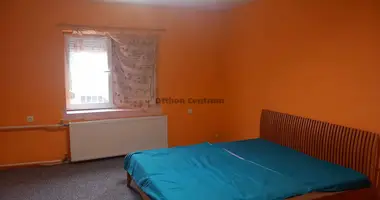 3 room house in Toeroekszentmiklos, Hungary