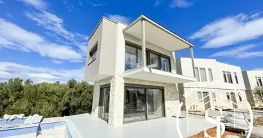 Villa 4 bedrooms in Nea Fokea, Greece