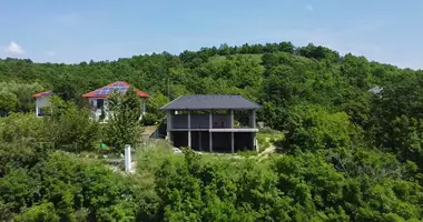 4 room house in Pomaz, Hungary