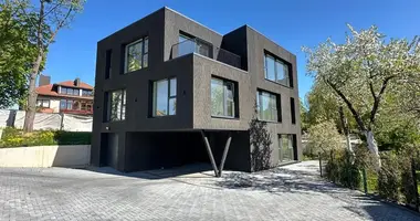 Apartamento 4 habitaciones en Kaunas, Lituania