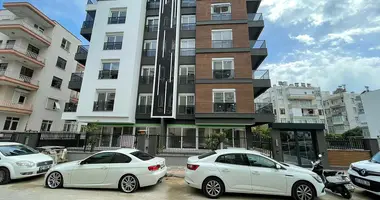 Квартира 2 спальни с балконом, с кондиционером, с парковка в Koyunlar, Турция
