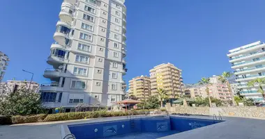 2 bedroom apartment in Mahmutlar, Turkey