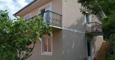 Wohnung 4 Schlafzimmer in Dobrota, Montenegro