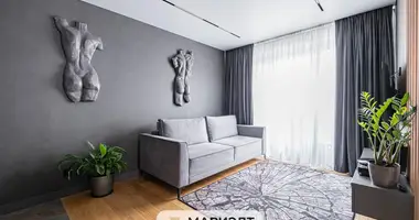 Apartamento 3 habitaciones en Minsk, Bielorrusia