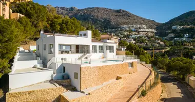 Villa 3 chambres avec parkovka parking, avec Terrasse, avec Garage dans Altea, Espagne