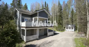 Dom 5 pokojów w Kirkkonummi, Finlandia