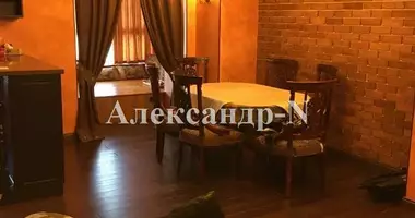 4 room apartment in Odessa, Ukraine