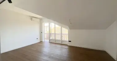 Apartamento 2 habitaciones en Tivat, Montenegro