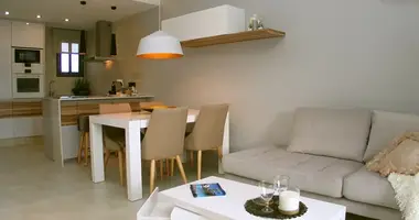 2 bedroom apartment in Guardamar del Segura, Spain