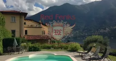 Villa 5 bedrooms in Griante, Italy