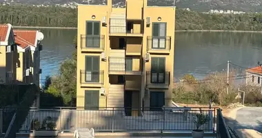 Apartamento en Tivat, Montenegro