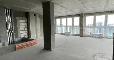 Apartamento 3 habitaciones en Minsk, Bielorrusia