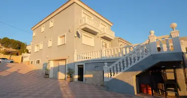 Villa  con aparcamiento, con Amueblado, con Terraza en Calpe, España