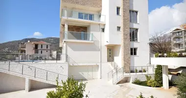 Villa 4 bedrooms in Becici, Montenegro