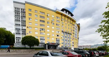 Apartamento 3 habitaciones en Minsk, Belarús
