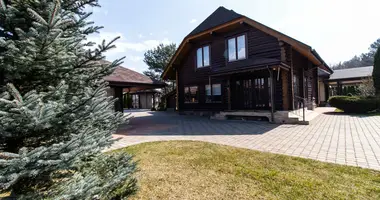 Chalet dans Kalodzichtchy, Biélorussie