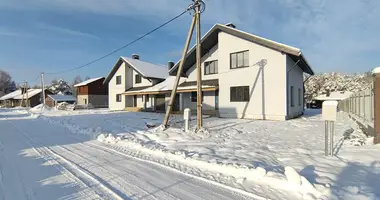 Reihenhaus  mit Garage in Kalodsischtschy, Weißrussland