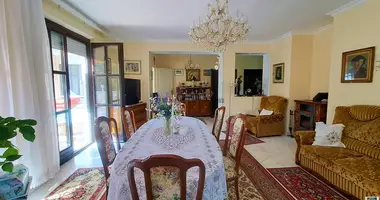 5 room house in Szentendrei jaras, Hungary