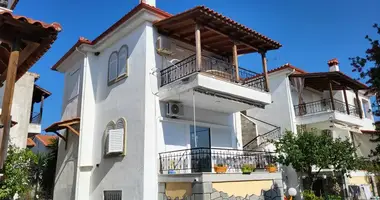 Apartamento 3 habitaciones en Skala Fourkas, Grecia