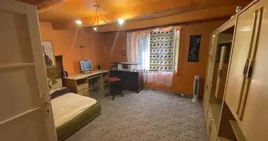 Haus 2 Zimmer in Veresegyhaz, Ungarn