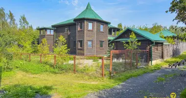 Casa en Astrosycki siel ski Saviet, Bielorrusia