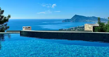 4 bedroom house in Altea, Spain