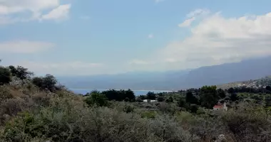 Plot of land in Kefalas, Greece