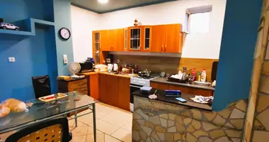 3 room house in Uny, Hungary