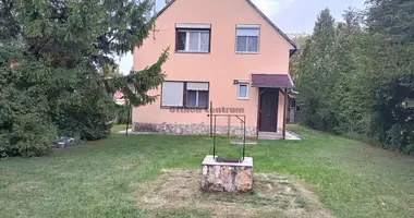 4 room house in Balatonmariafuerdo, Hungary