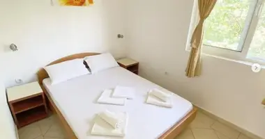 Apartment 6 bedrooms in Montenegro