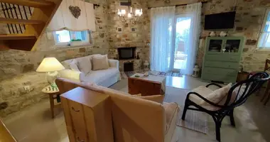 Villa 3 chambres avec Vue sur la mer, avec Vue sur la montagne, avec Première côte dans Skala Sotiros, Grèce