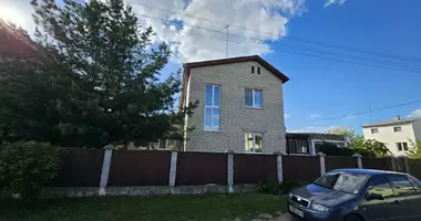 Maison dans Jodzina, Biélorussie