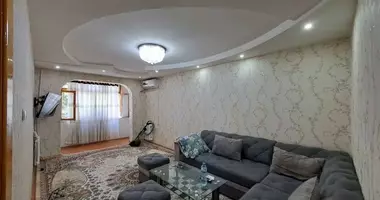 Квартира 2 комнаты с мебелью, с c ремонтом в Бешкурган, Узбекистан