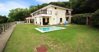 3 room house with double glazed windows, with balcony, with furniture in San Juan del Sur Municipio, Nicaragua