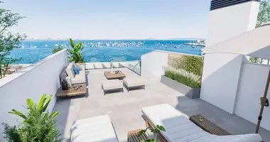 Penthouse 3 chambres avec obschestvennyy basseyn public pool, avec Près de l'école dans San Pedro del Pinatar, Espagne