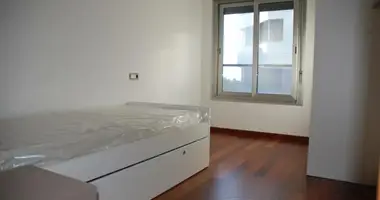 Apartamento 4 habitaciones en Elche, España