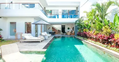 4 bedroom house in Surabaya, Indonesia