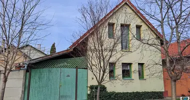 3 room house in Cegled, Hungary