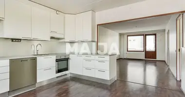 Wohnung 4 zimmer in Verwaltungsgemeinschaft Helsinki, Finnland