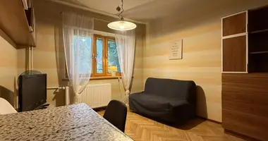 Квартира 2 комнаты в Варшава, Польша