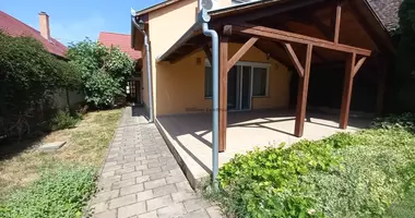 4 room house in Boly, Hungary