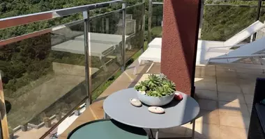 Penthouse 3 Zimmer mit Balkon, mit Möbliert, mit Meerblick in Budva, Montenegro