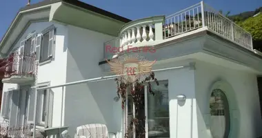 Villa 2 bedrooms in Bordighera, Italy