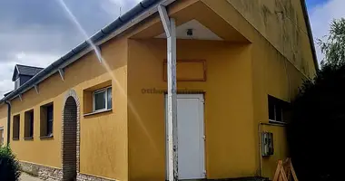 6 room house in Hosszuheteny, Hungary