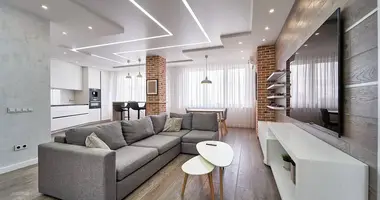 Apartamento 3 habitaciones en Minsk, Bielorrusia