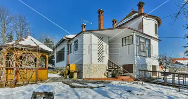 Dom 3 pokoi w Ozalj, Chorwacja