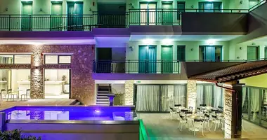 Hotel 1 650 m² in Polychrono, Greece