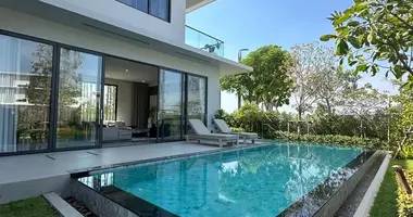 Villa 3 Zimmer mit Balkon, mit Möbliert, mit Klimaanlage in Pattaya, Thailand